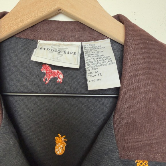 VTG 90s Studio Ease Linen Button Up Top Black Novelty Granola Girl Zoo Palm Tree - Picture 6 of 10